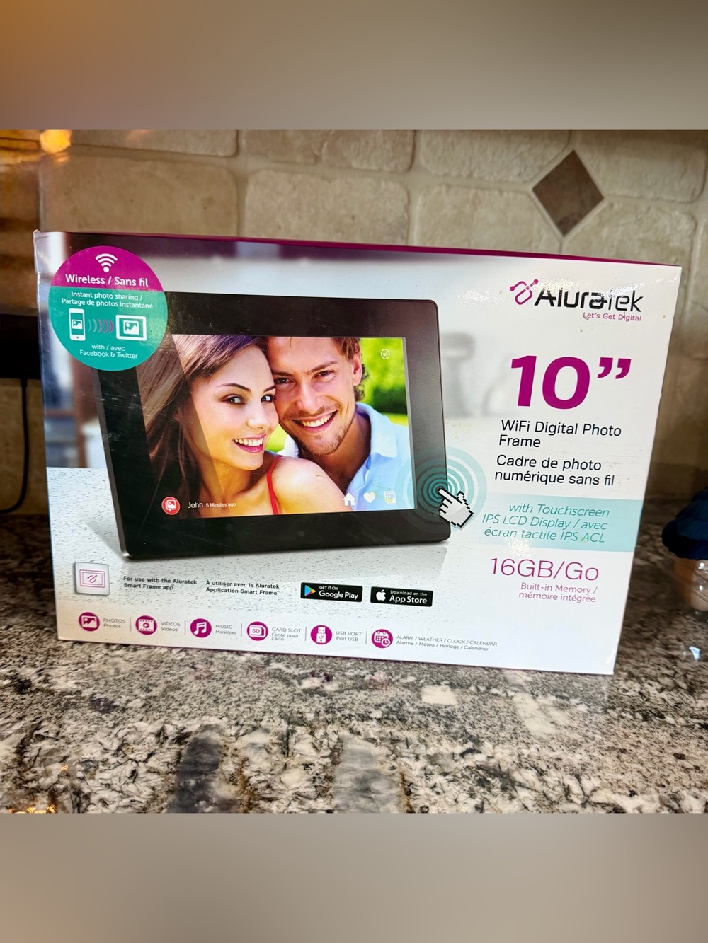 10" Black WiFi Digital Photo Frame - 16GB